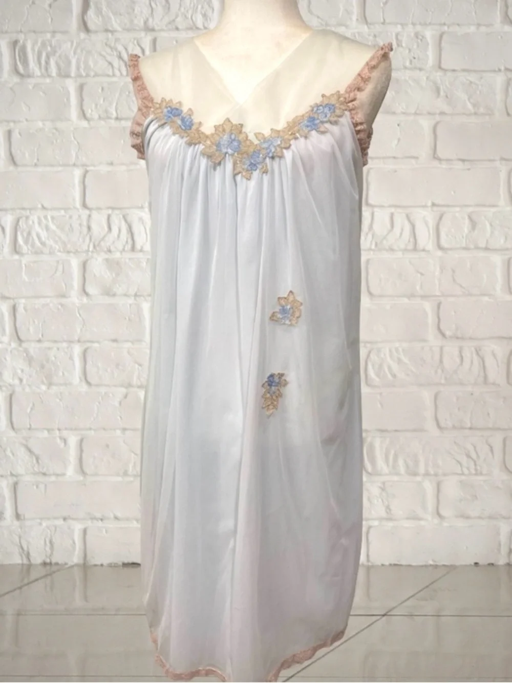 Vintage Aristocraft USA Made Sheer Nylon Nightgown Pale Blue Embroidered M - Picture 3 of 9